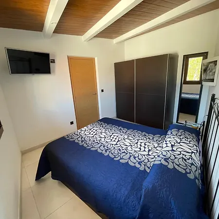 Casa Divarro Feriehus *